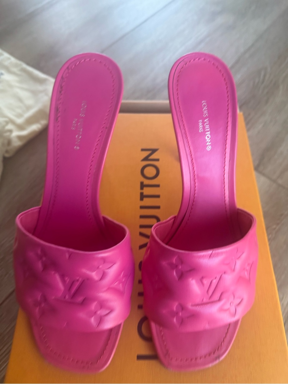 Louis Vuitton Fuchsia Monogram Padded Slide Mule heels  “Revival” EU 39 - Picture 2 of 6